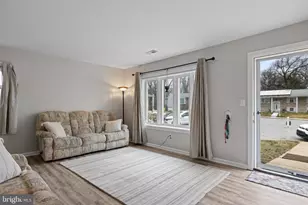 258 Heartwood Ct, Glen Burnie, MD 21061 - Photo 5