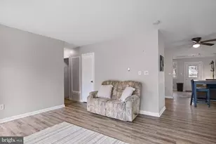 258 Heartwood Ct, Glen Burnie, MD 21061 - Photo 7