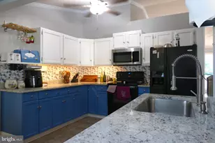 7519 Rock Creek Way, Pasadena, MD 21122 - Photo 7