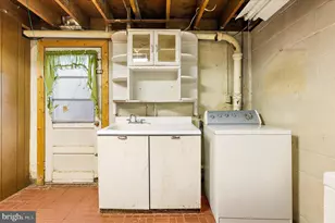 133 Cedar Hill Rd, Baltimore, MD 21225 - Photo 33