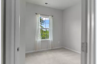 44 Cedar Hill Boulevard, Brooklyn, MD 21225 - Photo 11