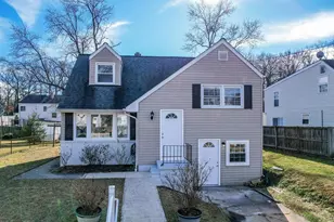 303 Oxford Dr, Glen Burnie, MD 21061 - Photo 3