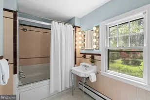 211 W Maple Rd, Linthicum Heights, MD 21090 - Photo 31