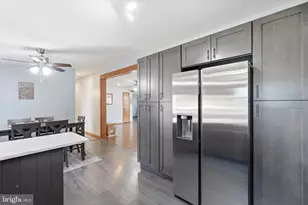 1556 Reinhardt Ln, Glen Burnie, MD 21060 - Photo 9