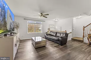 1513 Chester Town Cir, Annapolis, MD 21409 - Photo 3