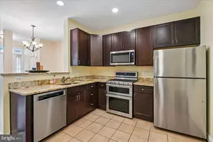 807 Oyster Ct, Odenton, MD 21113 - Photo 3