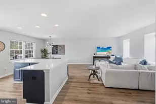 243 9th St, Pasadena, MD 21122 - Photo 17