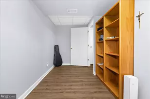 610 Sutton Dr, Pasadena, MD 21122 - Photo 29