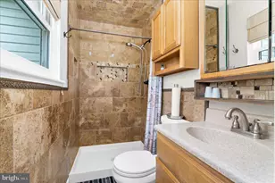 610 Sutton Dr, Pasadena, MD 21122 - Photo 37