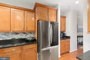 7825 Crystal Brook Way, Hanover, MD 21076 - Photo 5