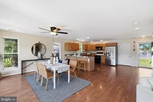 426 Riverside Dr, Pasadena, MD 21122 - Photo 5