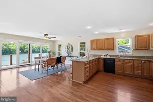 426 Riverside Dr, Pasadena, MD 21122 - Photo 3