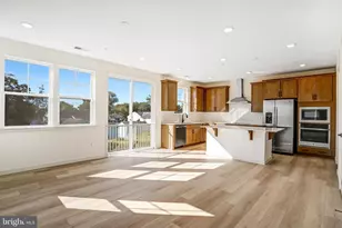 5737 Howard Dr, Glen Burnie, MD 21061 - Photo 11