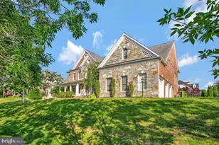 27 Hunting Ct, Edgewater, MD 21037 - Photo 7