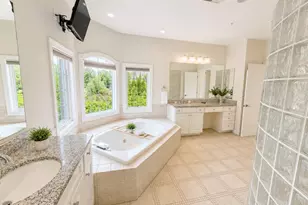 27 Hunting Ct, Edgewater, MD 21037 - Photo 43