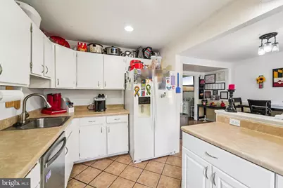 8649 Cobscook Harbour, Pasadena, MD 21122 - Photo 9