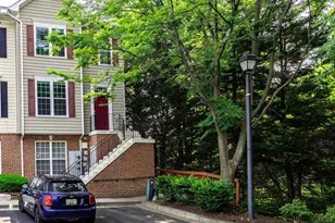 1 Harbour Heights Dr, Annapolis, MD 21401 - Photo 3