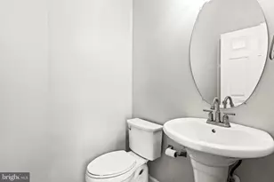 1 Harbour Heights Dr, Annapolis, MD 21401 - Photo 19