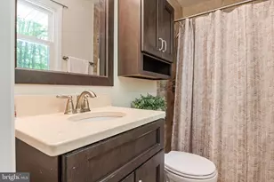 2194 Hallmark Ct, Gambrills, MD 21054 - Photo 17