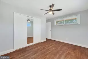301 8th Ave SE, Glen Burnie, MD 21061 - Photo 17
