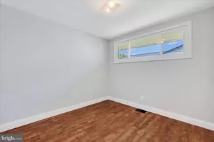 301 8th Ave SE, Glen Burnie, MD 21061 - Photo 19