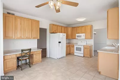 8605 Wandering Fox Trail #203, Odenton, MD 21113 - Photo 11