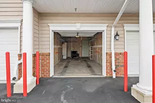 8605 Wandering Fox Trail, Odenton, MD 21113 - Photo 23