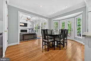1207 Thomas Point Ct, Annapolis, MD 21403 - Photo 17