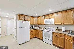 54 Dayton Dr, Pasadena, MD 21122 - Photo 99