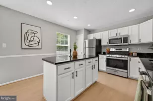 1603 Woodview Ct, Crofton, MD 21114 - Photo 17