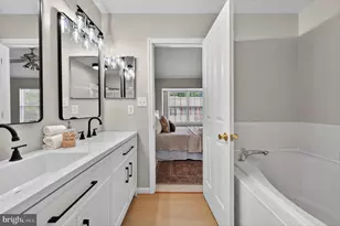 1603 Woodview Ct, Crofton, MD 21114 - Photo 29