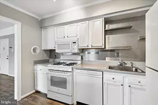 203 Victor Pkwy, Annapolis, MD 21403 - Photo 17