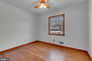 179 Grosvenor Ln, Severna Park, MD 21146 - Photo 35