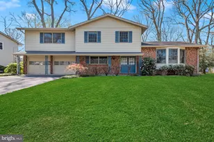 179 Grosvenor Ln, Severna Park, MD 21146 - Photo 1