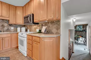 179 Grosvenor Ln, Severna Park, MD 21146 - Photo 21