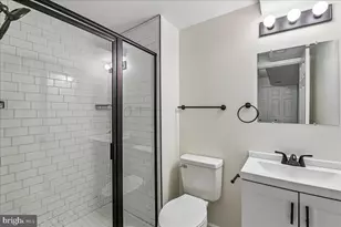 327 Walton Ave, Brooklyn, MD 21225 - Photo 21