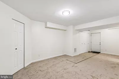 327 Walton Avenue, Brooklyn, MD 21225 - Photo 23