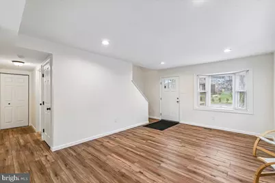 327 Walton Avenue, Brooklyn, MD 21225 - Photo 5