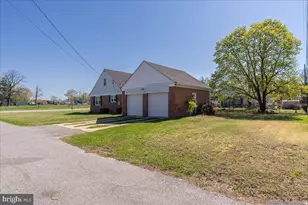 8466 Greenway, Pasadena, MD 21122 - Photo 37
