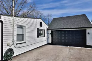 8039 Stone Haven Dr, Glen Burnie, MD 21060 - Photo 5