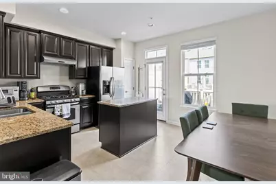 7933 Trailview Crossing, Glen Burnie, MD 21060 - Photo 5