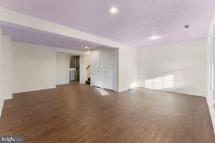 2126 Commissary Cir, Odenton, MD 21113 - Photo 21