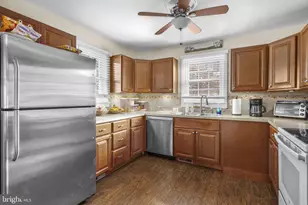 3715 5th Ave, Edgewater, MD 21037 - Photo 7