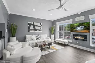 2715 Thornbrook Ct, Odenton, MD 21113 - Photo 7