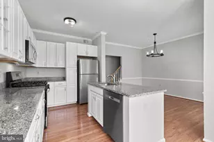 2404 Sandwich Ct, Crofton, MD 21114 - Photo 13