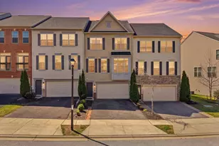 876 Nancy Lynn Ln, Arnold, MD 21012 - Photo 1