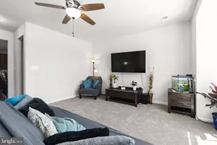 8280 Hickory Hollow Dr, Glen Burnie, MD 21060 - Photo 7