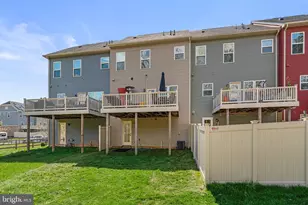 8280 Hickory Hollow Dr, Glen Burnie, MD 21060 - Photo 43