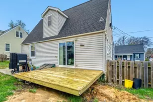 211 Lake Rd, Pasadena, MD 21122 - Photo 17