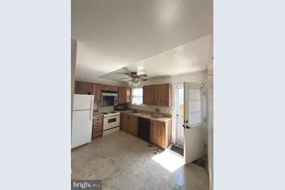 427 Hardmoore Court, Glen Burnie, MD 21061 - Photo 5